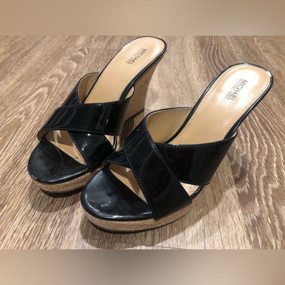 Michael Kors wedge heels size 8 - Picture 2 of 8